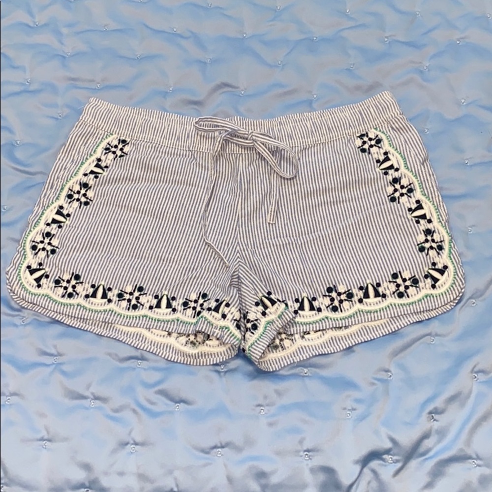 Vineyard Vines Blue and White Seersucker Shorts